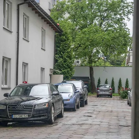 Apartment Cozy Entresol With Parking Targowa Lodz